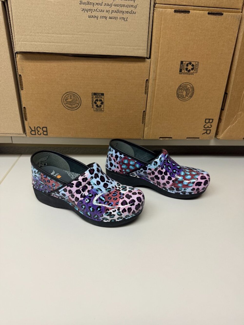 Dansko Professional XP 2.0 Clog - purple leopard - size  40